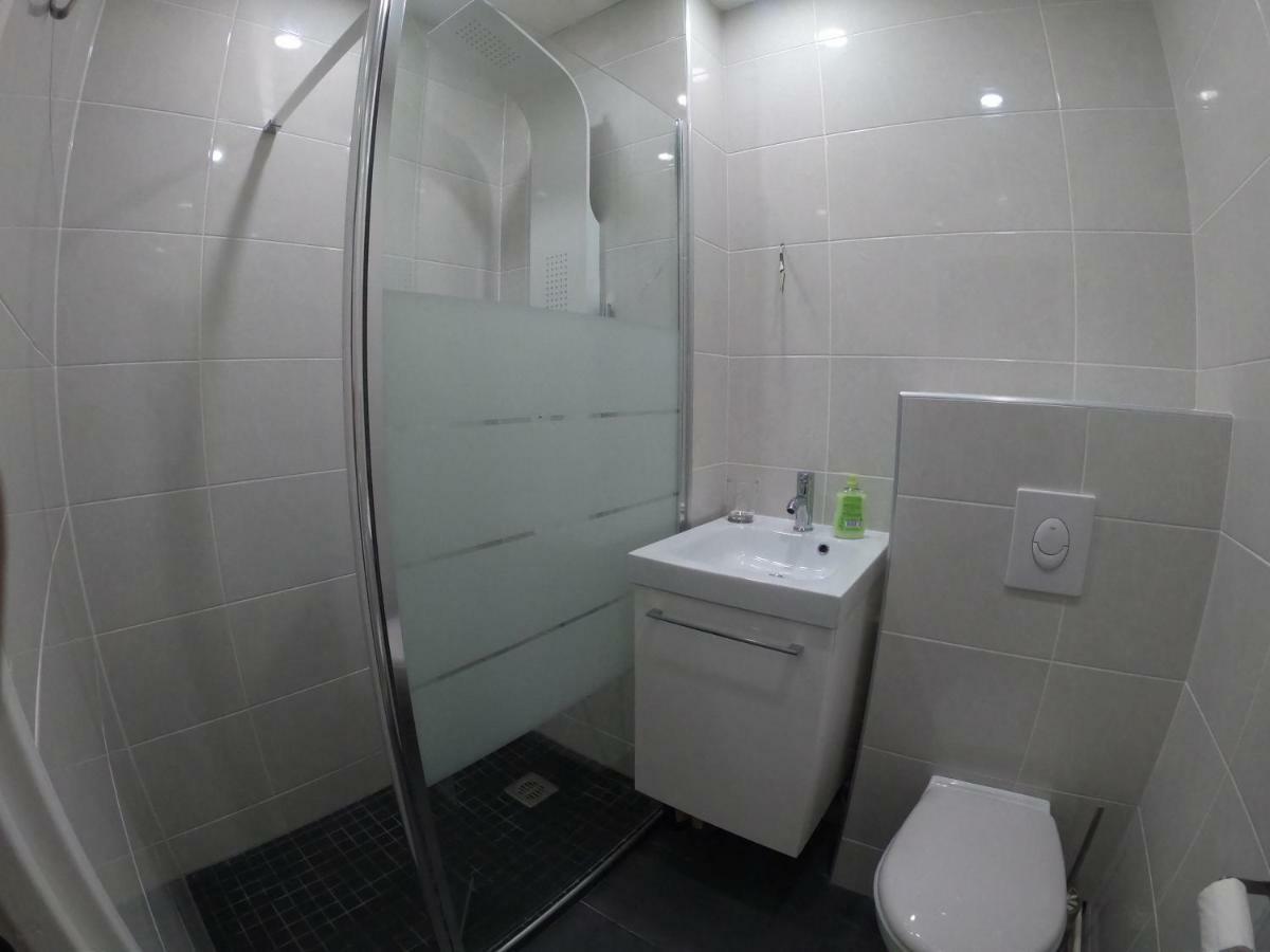 Cozy Appartement Gare Pompidou Metz Luaran gambar