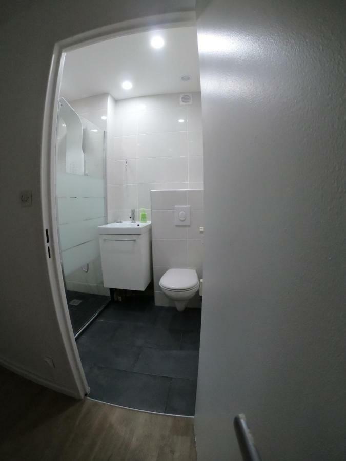 Cozy Appartement Gare Pompidou Metz Luaran gambar